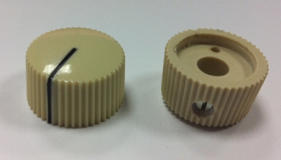 Vintage White Fender&reg; Knob